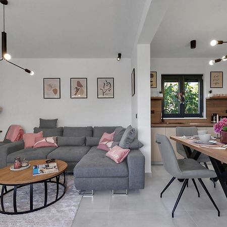 Villa Bomada Tucepi Bagian luar foto